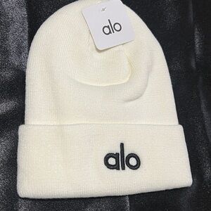 ALO Yoga White Knit Hat